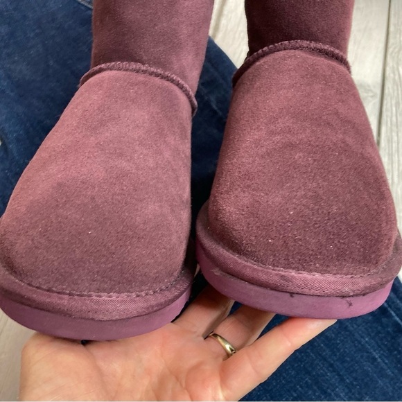 Lamo Suede Slip On Willow Ankle Boots - Picture 9 of 13